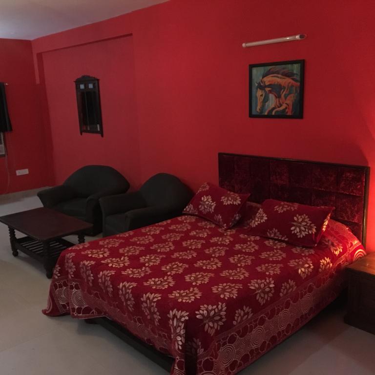 Mykonos Guest House And Spa Nuova Delhi Esterno foto